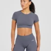 Adapt Seamless Crop-Top
