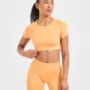 Adapt Seamless Crop-Top
