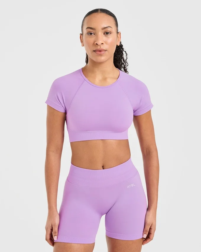 Adapt Seamless Crop-Top