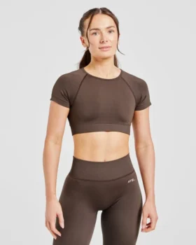 Adapt Seamless Crop-Top