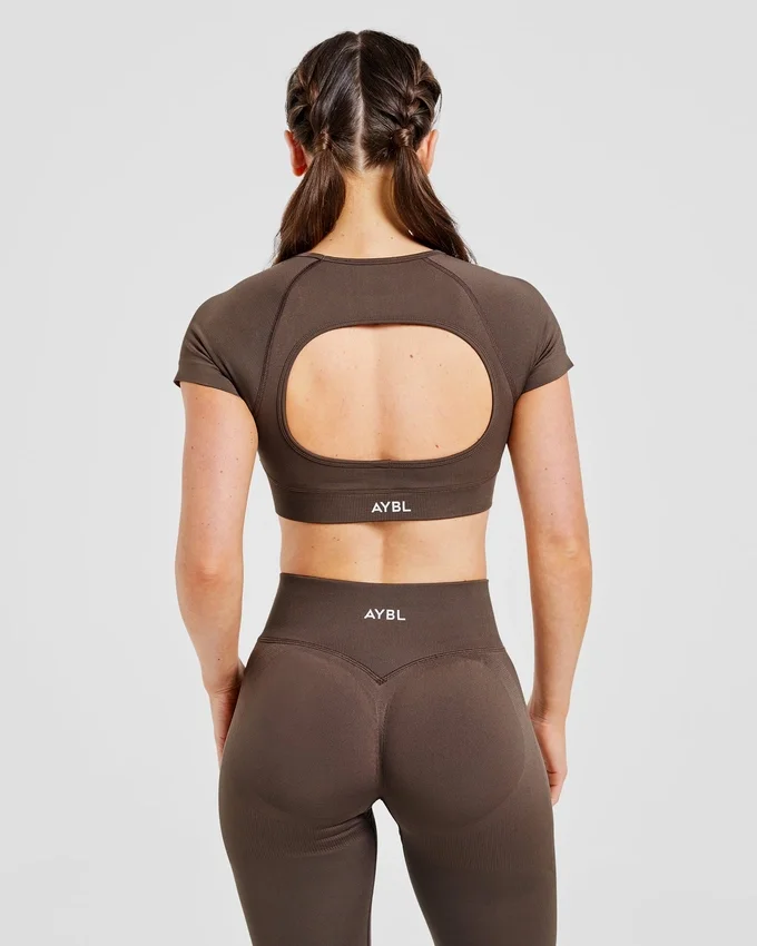 Adapt Seamless Crop-Top