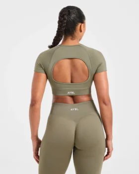 Adapt Seamless Crop-Top