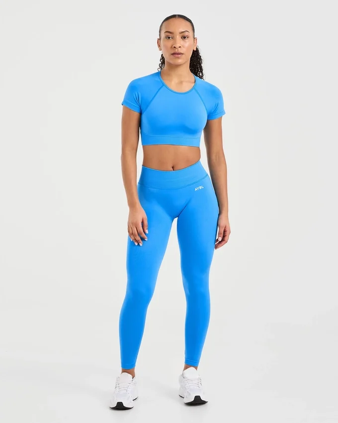 Adapt Seamless Crop-Top
