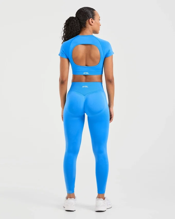 Adapt Seamless Crop-Top