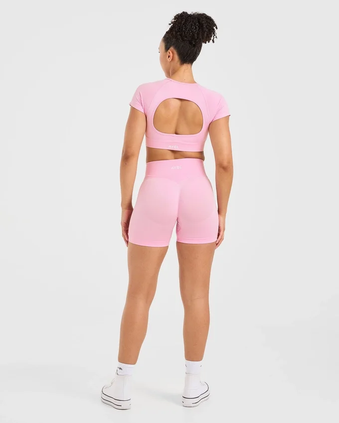 Adapt Seamless Crop-Top