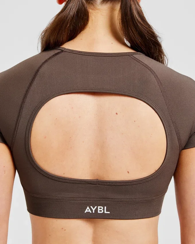 Adapt Seamless Crop-Top