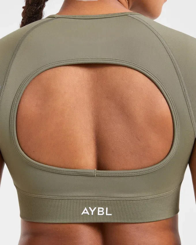 Adapt Seamless Crop-Top