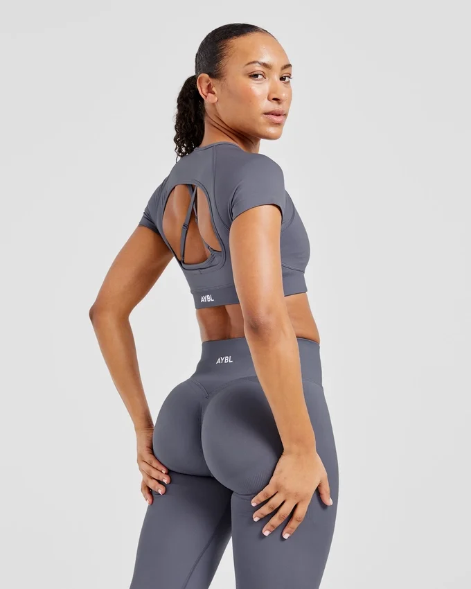 Adapt Seamless Crop-Top