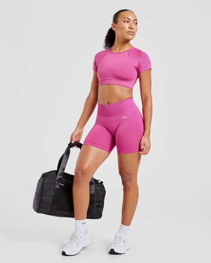 Adapt Seamless Crop-Top