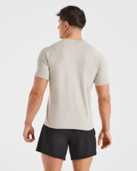 Ascend Seamless T-Shirt