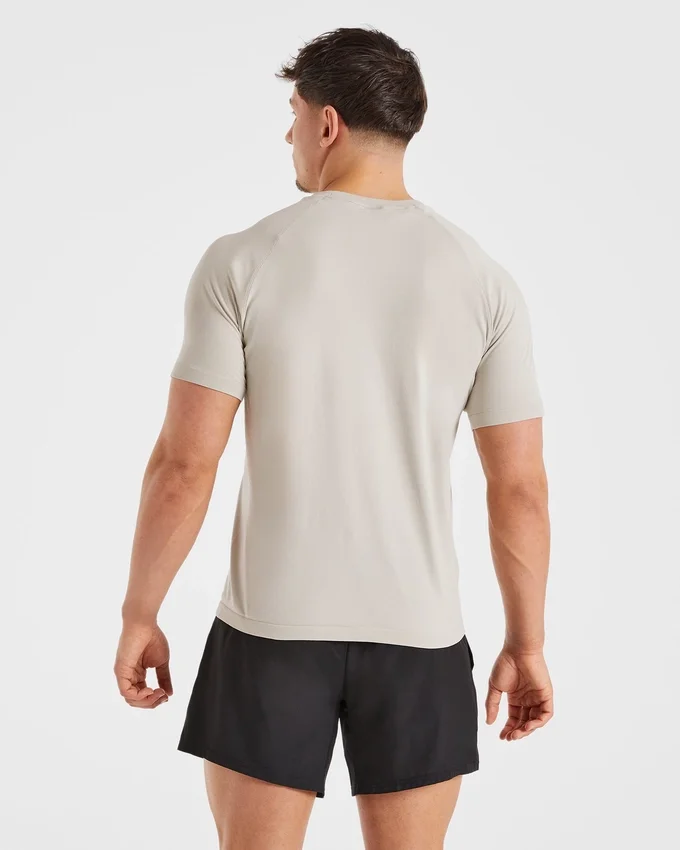 Ascend Seamless T-Shirt