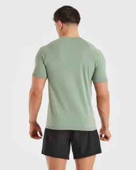 Ascend Seamless T-Shirt