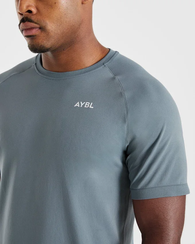 Ascend Seamless T-Shirt