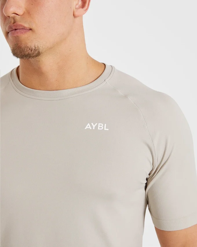 Ascend Seamless T-Shirt