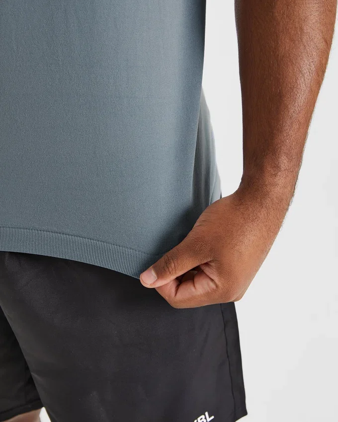 Ascend Seamless T-Shirt