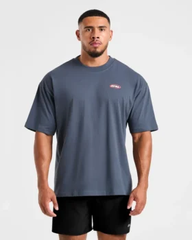 „Athletics Script“ Oversize-T-Shirt