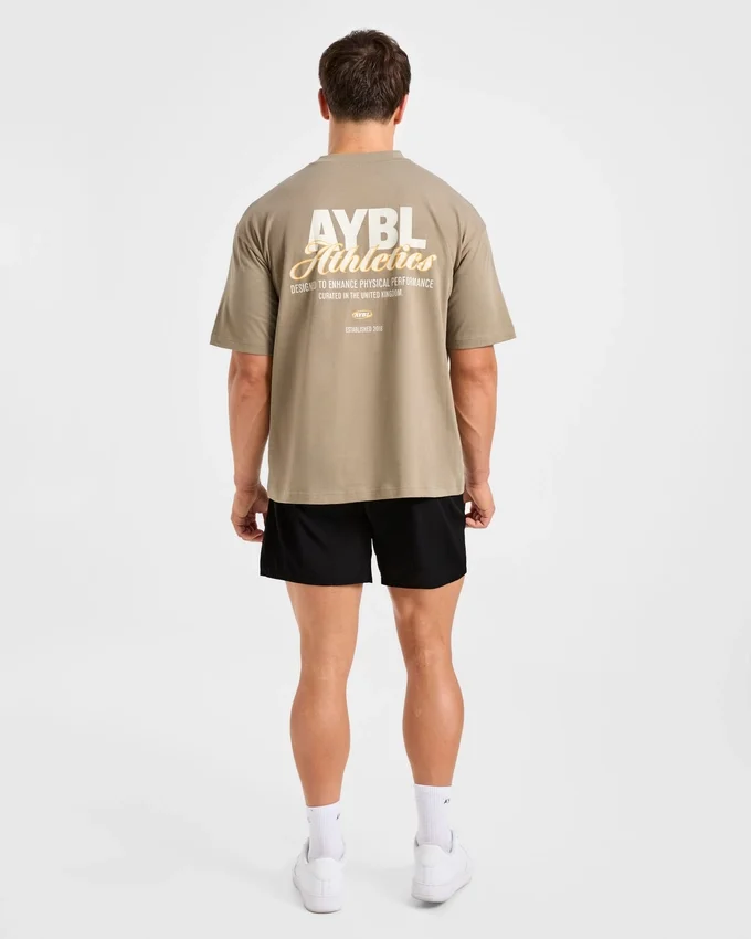 „Athletics Script“ Oversize-T-Shirt
