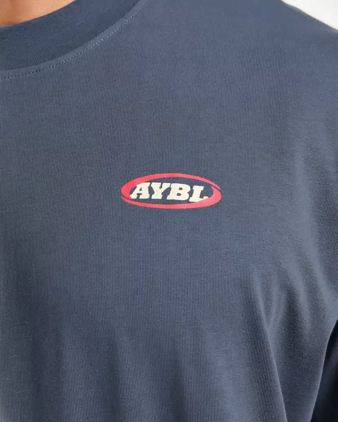 „Athletics Script“ Oversize-T-Shirt