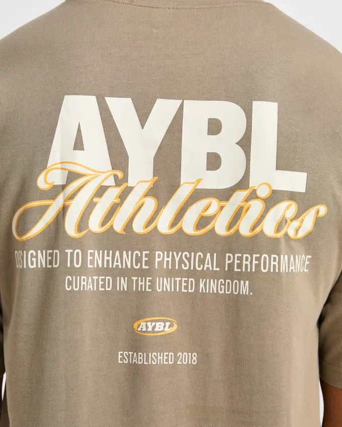 „Athletics Script“ Oversize-T-Shirt