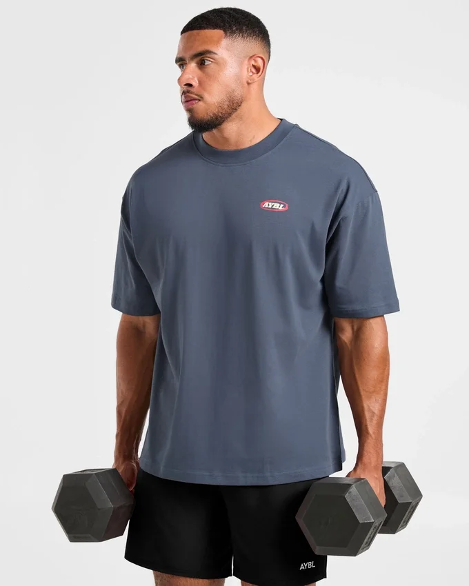 „Athletics Script“ Oversize-T-Shirt