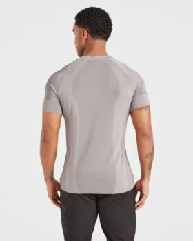 Attain Seamless T-Shirt