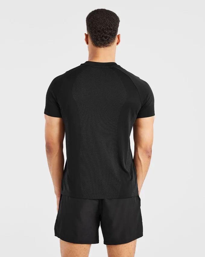 Attain Seamless T-Shirt