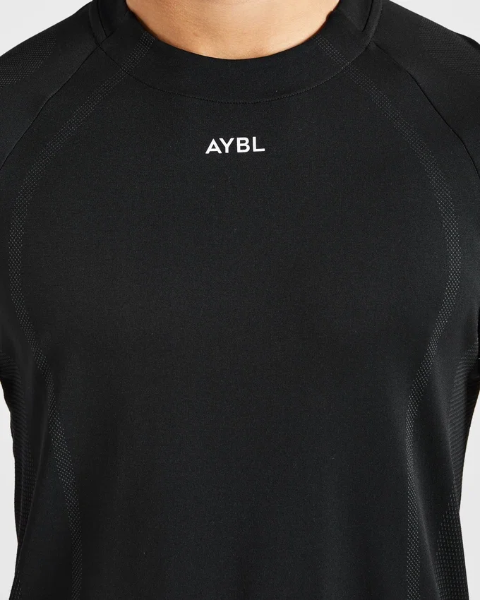 Attain Seamless T-Shirt