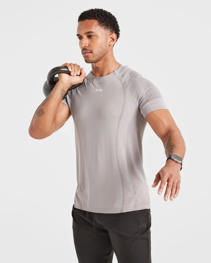 Attain Seamless T-Shirt