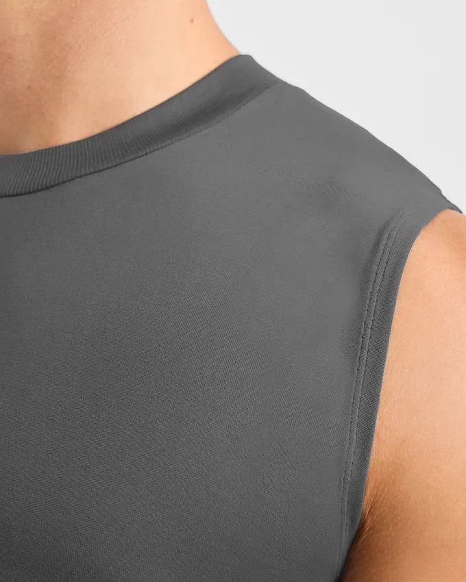 Attain Seamless Vest