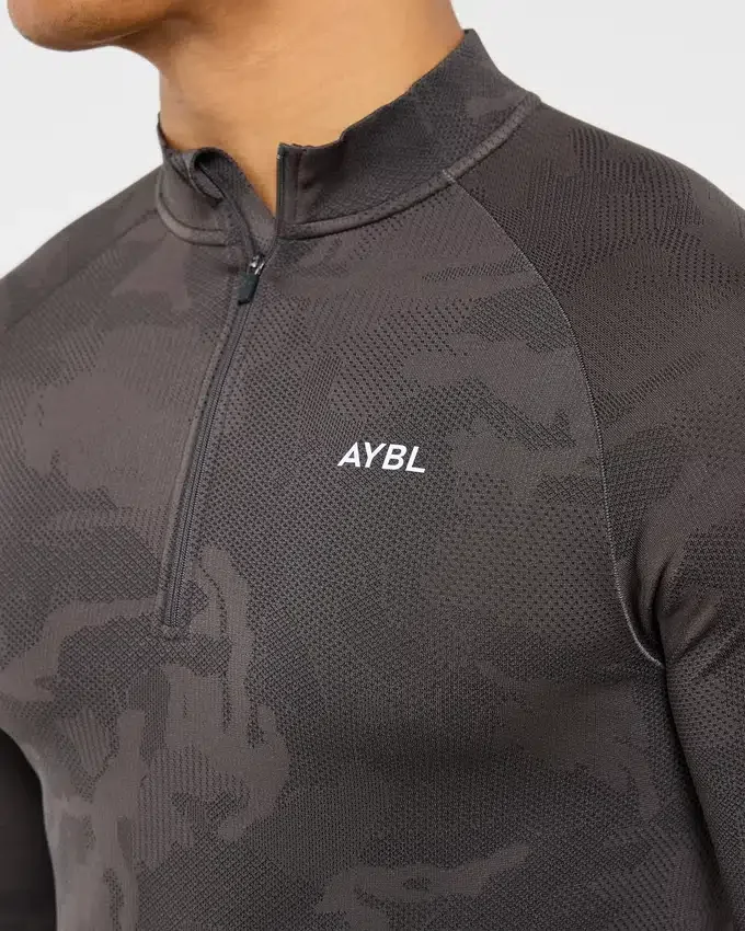 Camo Seamless Pullover mit 1/4-Reißverschluss im Camo-Muster