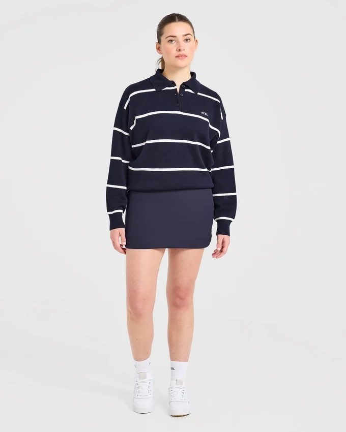 Charakteristisches, locker sitzendes Strick-Polo