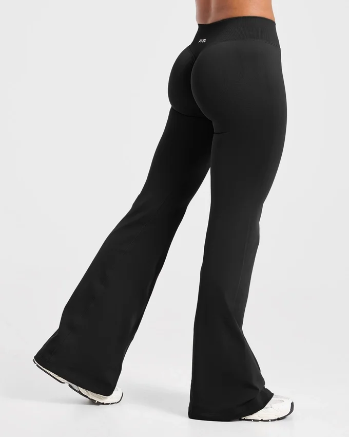 Enhance Nahtlose Leggings mit ausgestelltem Bein