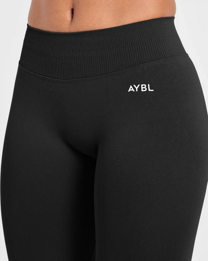 Enhance Nahtlose Leggings mit ausgestelltem Bein