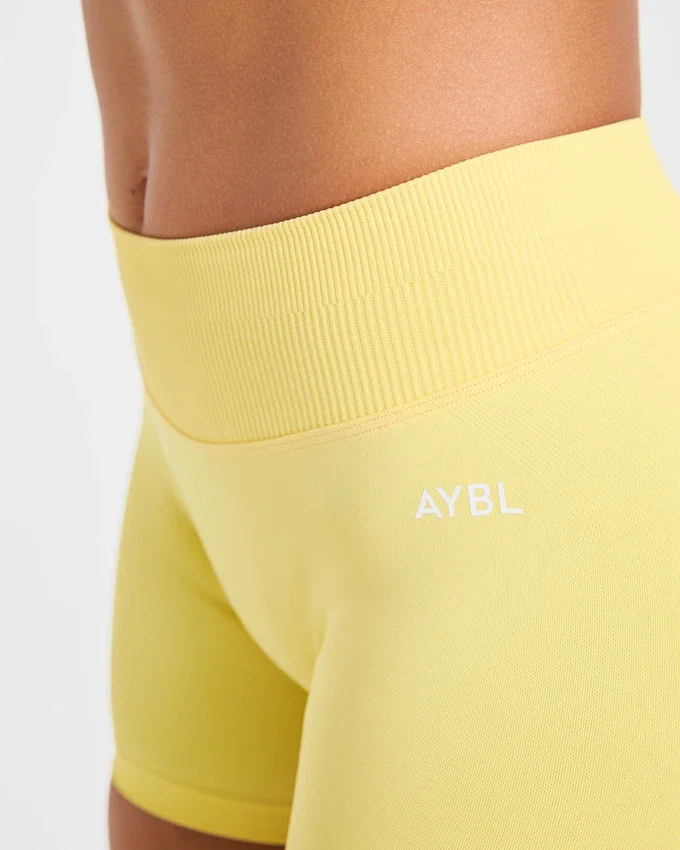 Enhance Seamless Shorts | 3,5"