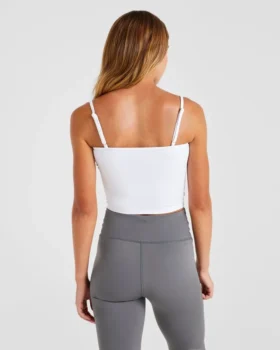 Essential Crop-Weste