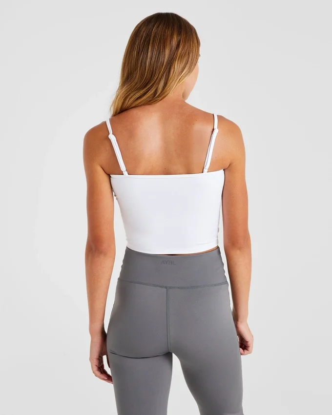 Essential Crop-Weste