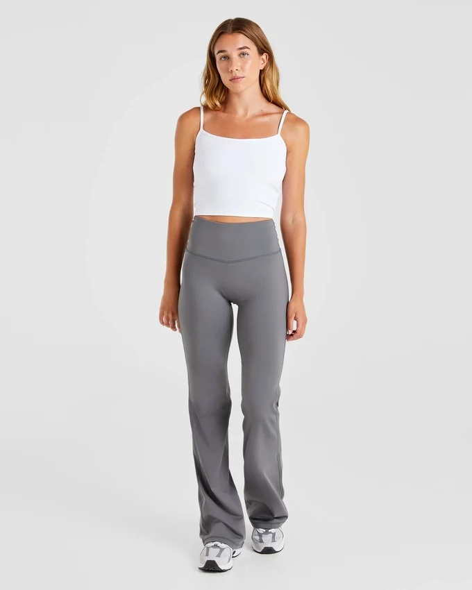 Essential Crop-Weste