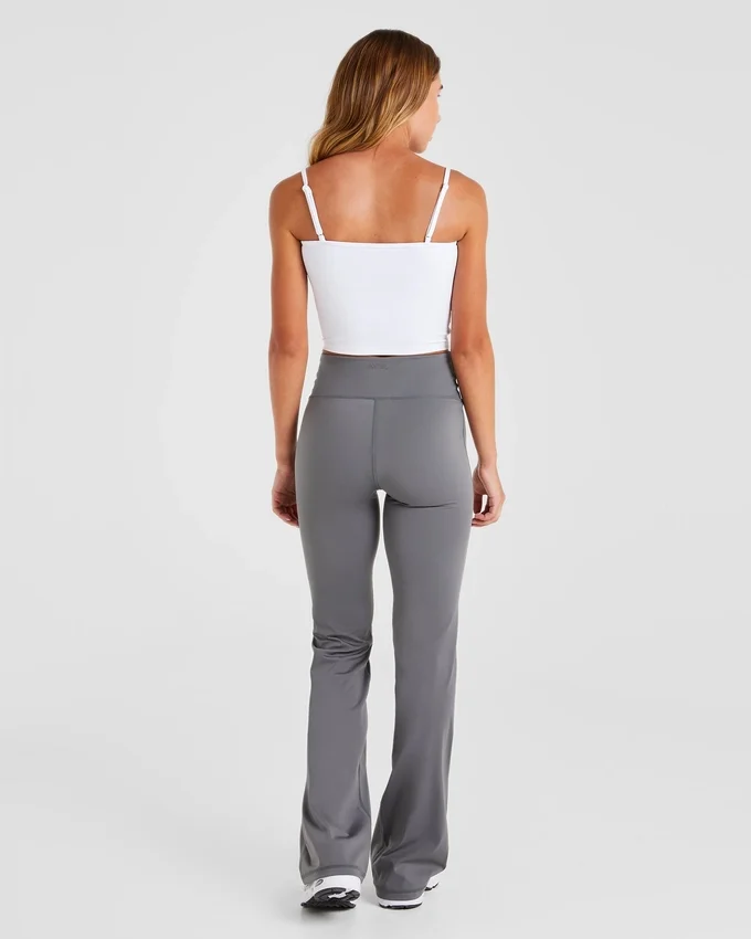 Essential Crop-Weste