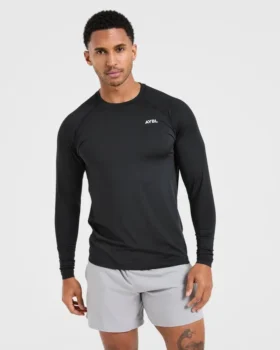 Essential Langarm-T-Shirt