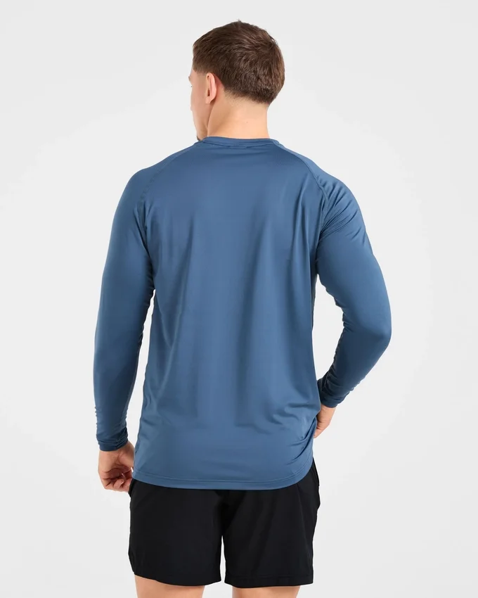 Essential Langarm-T-Shirt
