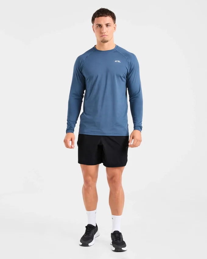 Essential Langarm-T-Shirt