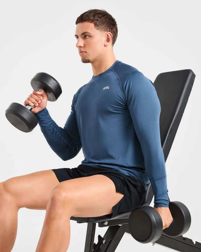 Essential Langarm-T-Shirt