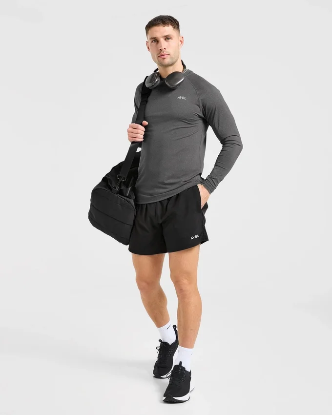 Essential Langarm-T-Shirt