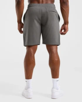 Essential – Leichte 7″-Shorts