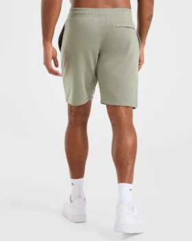 Essential – Leichte 7″-Shorts