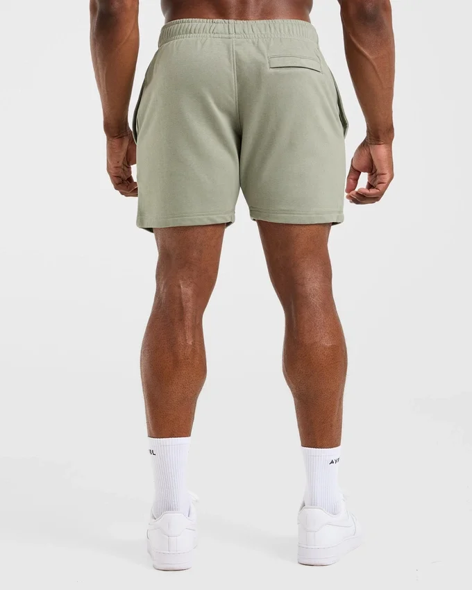 Essential Lightweight 5"-Shorts