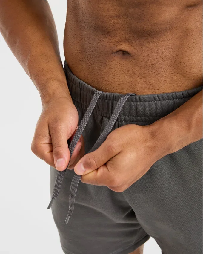 Essential Lightweight 5"-Shorts