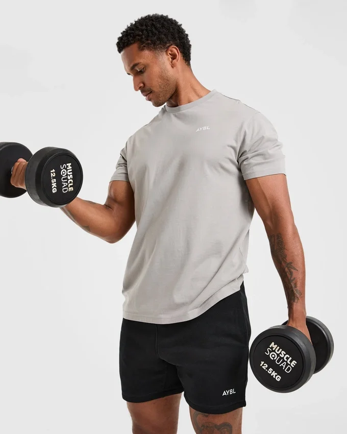 Essential Lightweight 5"-Shorts