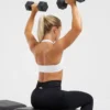 Essential – Nahtloser Sport-BH mit Neckholder