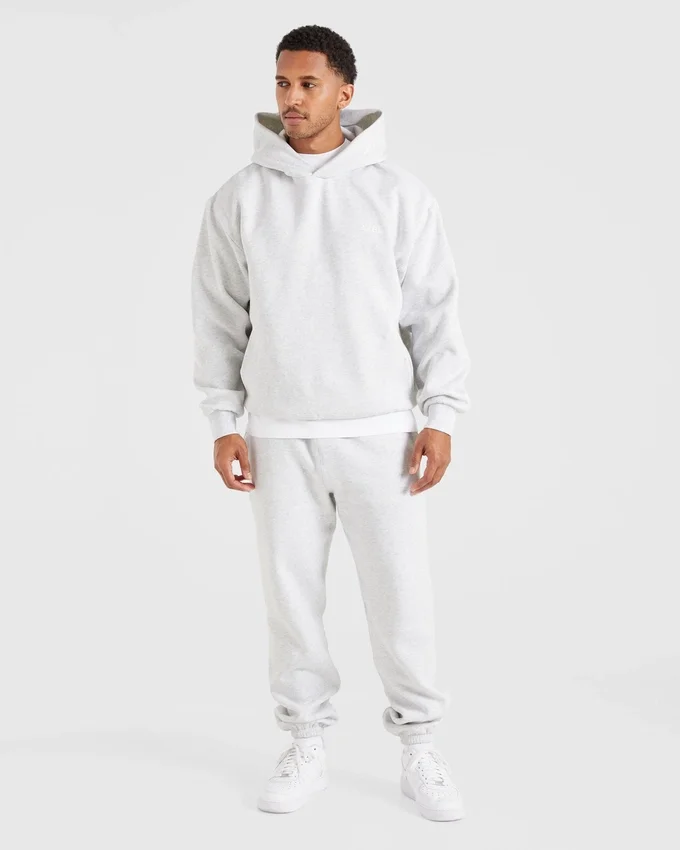 Essential Oversized-Hoodie